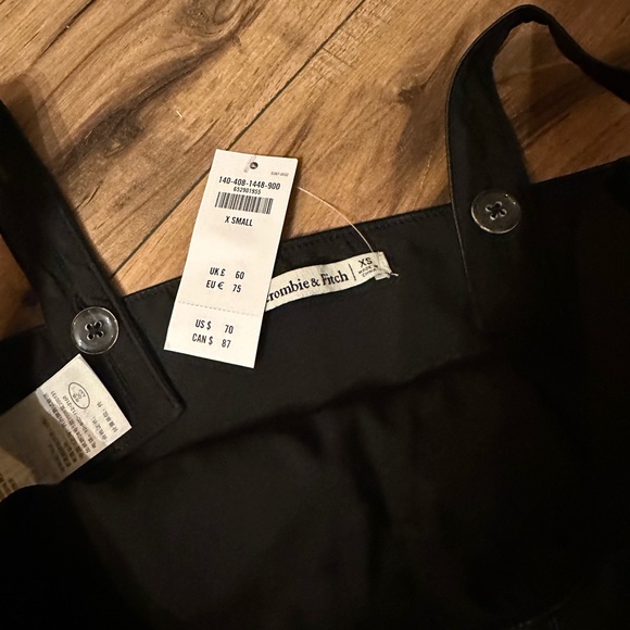 Abercrombie & Fitch Leather Crop - Picture 10 of 16